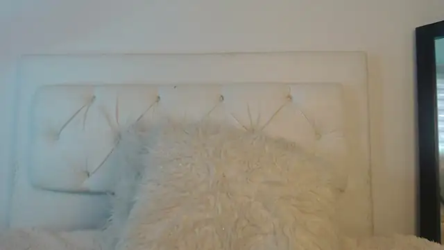 Snapshot of Ingridbergman chatting on 03/20/25, 04:31 Ingridbergman online show from 03/20/25, 04:31