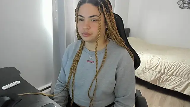 MelSaunders online show from 12/19/24, 06:12