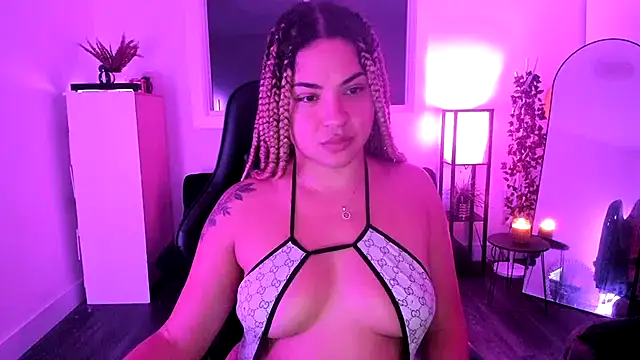 MelSaunders online show from 11/06/25, 03:21