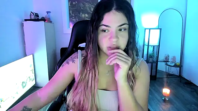 MelSaunders online show from 11/28/25, 04:12