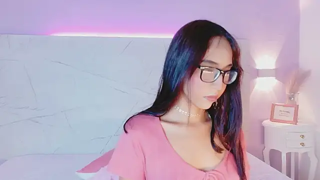AbrilBrent online show from 09/20/25, 07:52
