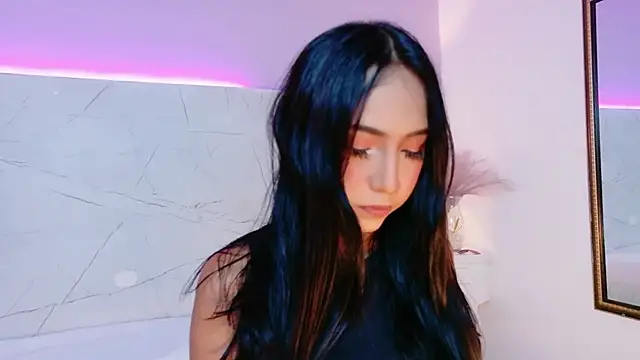 AbrilBrent online show from 11/14/25, 08:23