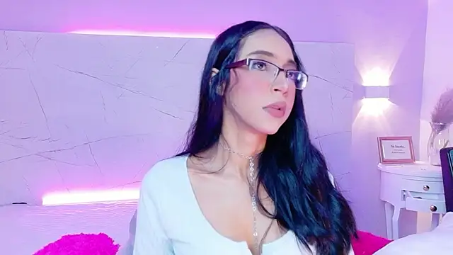 AbrilBrent online show from 12/03/25, 07:24