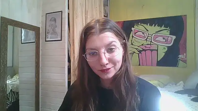 Snapshot of SweetyBabyDemon chatting on 05/24/26, 01:33 SweetyBabyDemon online show from 05/24/26, 01:33