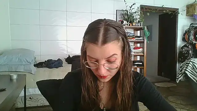 SweetyBabyDemon online show from 09/09/25, 04:49