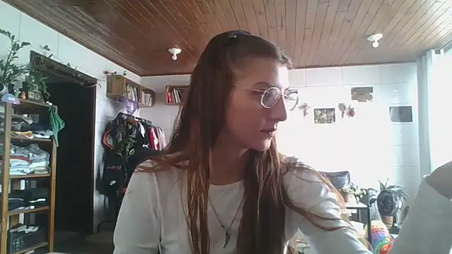 SweetyBabyDemon online show from 10/21/25, 01:32