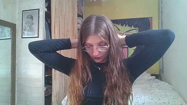 Snapshot of SweetyBabyDemon chatting on 05/27/26, 05:20 SweetyBabyDemon online show from 05/27/26, 05:20