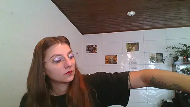 Snapshot of SweetyBabyDemon chatting on 04/26/26, 03:31 SweetyBabyDemon online show from 04/26/26, 03:31