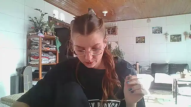 SweetyBabyDemon online show from 10/19/25, 07:16