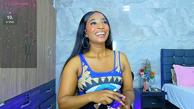 Snapshot of samantha-rose2 chatting on 03/06/26, 02:06 samantha-rose2 online show from 03/06/26, 02:06