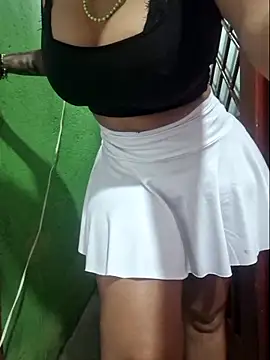 gatadeojosclaros online show from 03/01/25, 08:02