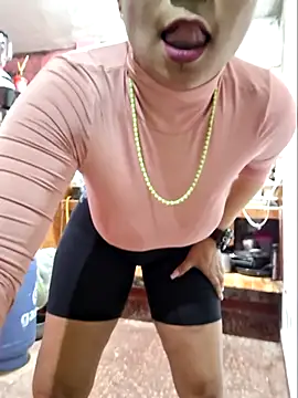 gatadeojosclaros online show from 10/14/25, 12:44