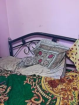 GlassBarge9 online show from 12/20/25, 08:39