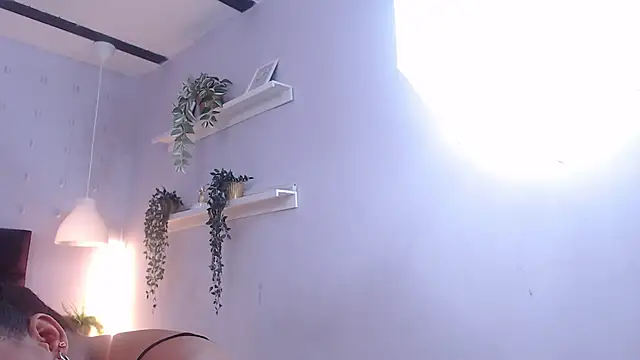 BrianaHazel online show from 10/01/25, 01:00