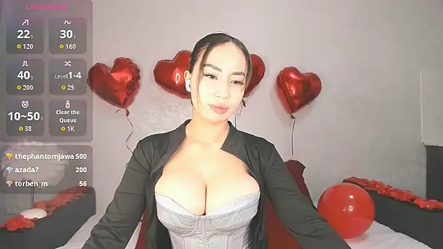 Snapshot of Long_is1and chatting on 02/15/26, 07:51 Long is1and online show from 02/15/26, 07:51