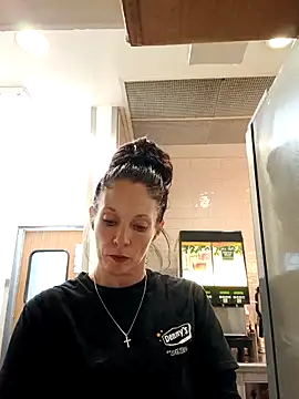 gorgeous11 online show from 03/18/25, 09:01