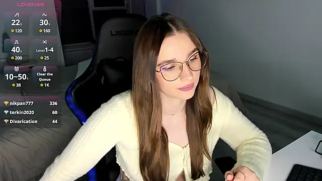 MCfly 11 online show from 02/08/25, 01:32