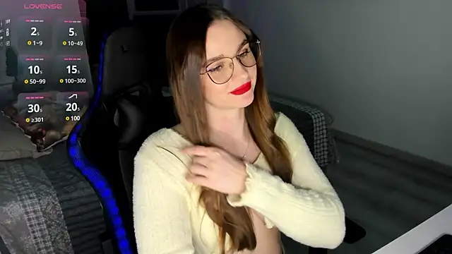 MCfly 11 online show from 02/09/25, 01:44