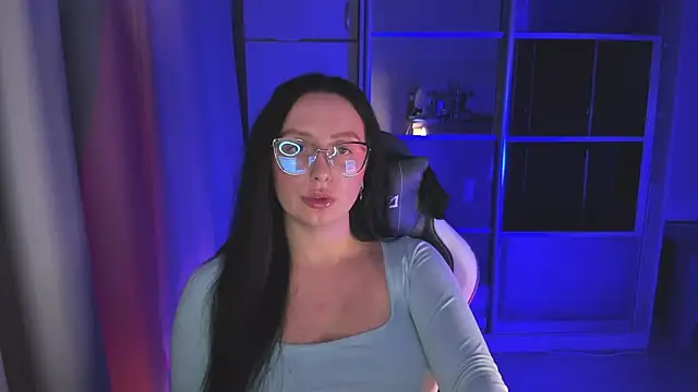 Snapshot of Christy_Calypso chatting on 11/05/25, 03:37 Christy Calypso online show from 11/05/25, 03:37