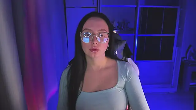 Snapshot of Christy_Calypso chatting on 11/02/25, 04:12 Christy Calypso online show from 11/02/25, 04:12