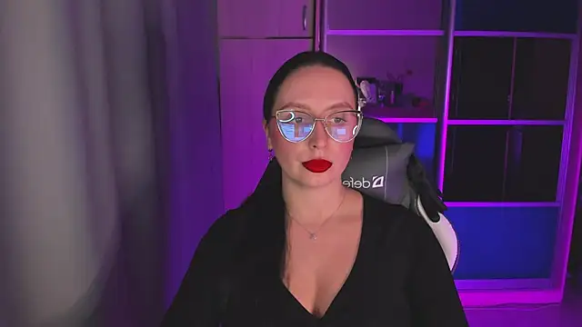 Christy Calypso online show from 04/08/26, 04:08