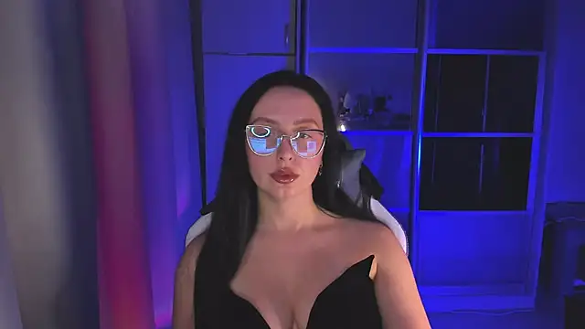 Snapshot of Christy_Calypso chatting on 10/22/25, 03:44 Christy Calypso online show from 10/22/25, 03:44
