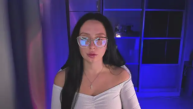 Snapshot of Christy_Calypso chatting on 10/07/25, 03:35 Christy Calypso online show from 10/07/25, 03:35