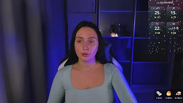 Snapshot of Christy_Calypso chatting on 03/04/25, 09:43 Christy Calypso online show from 03/04/25, 09:43