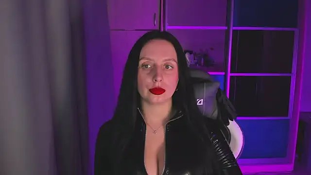 Christy Calypso online show from 04/15/26, 03:49