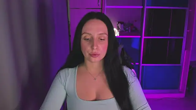 Snapshot of Christy_Calypso chatting on 04/28/26, 03:27 Christy Calypso online show from 04/28/26, 03:27