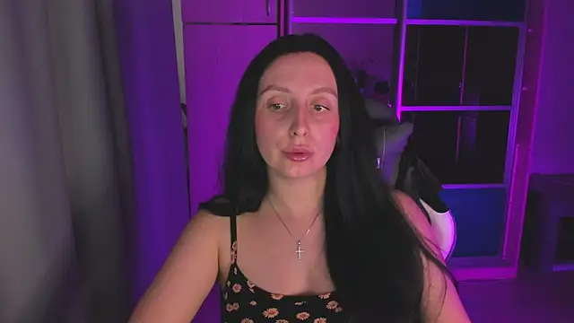 Snapshot of Christy_Calypso chatting on 05/13/26, 04:03 Christy Calypso online show from 05/13/26, 04:03