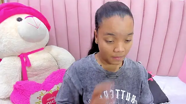 ISABELLA 020 online show from 03/20/26, 07:15