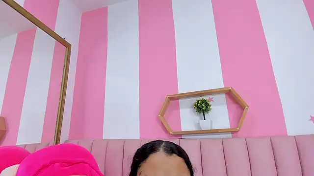 ISABELLA 020 online show from 03/06/26, 11:49