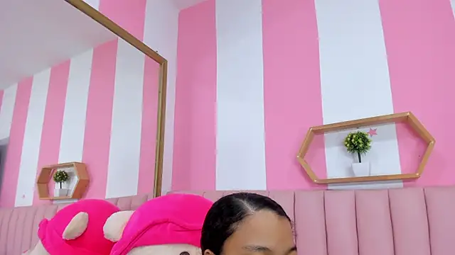 ISABELLA 020 online show from 03/30/26, 12:06