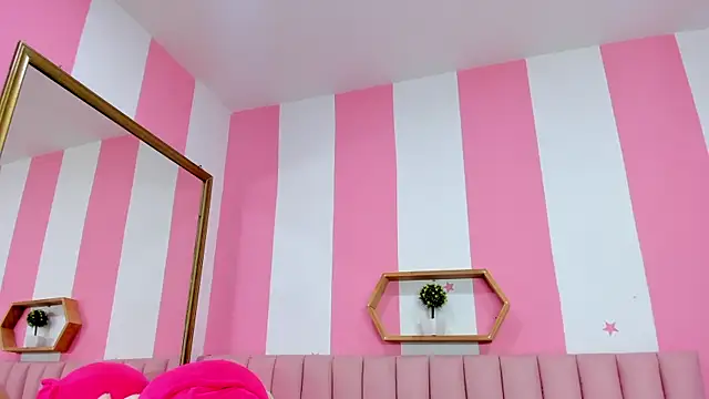 ISABELLA 020 online show from 11/14/25, 02:10