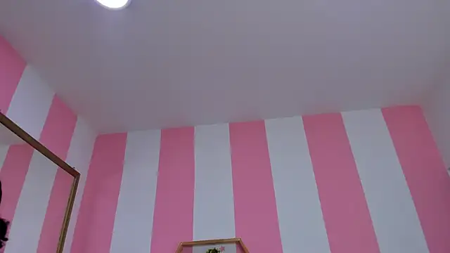 ISABELLA 020 online show from 03/03/26, 12:23