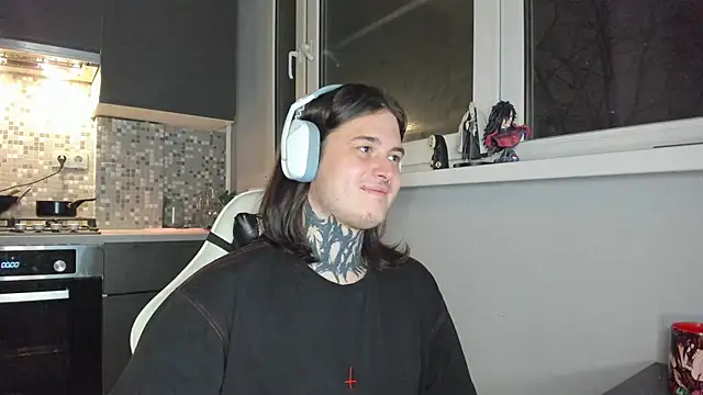  torfin  online show from 03/05/25, 02:46