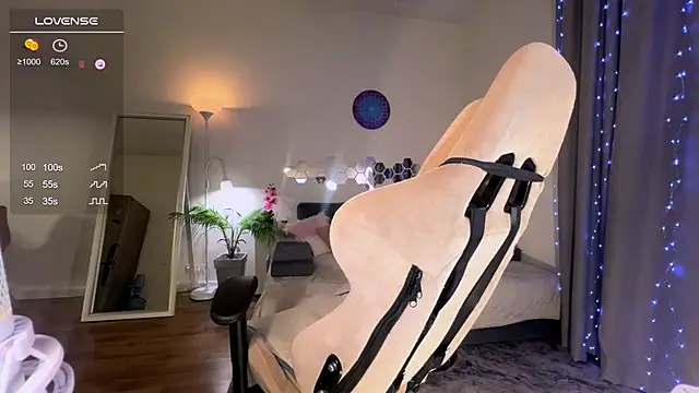 Snapshot of _lollypop1_ chatting on 12/03/24, 08:44 lollypop1 online show from 12/03/24, 08:44