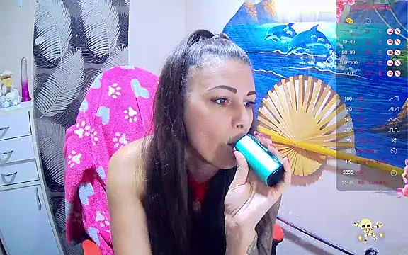 Catbaby32 online show from 10/28/25, 09:14