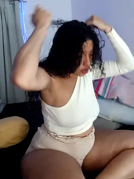 Snapshot of Shura_xxxBig chatting on 01/10/26, 01:45 Shura xxxBig online show from 01/10/26, 01:45