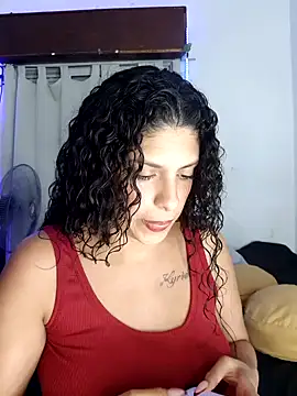 Snapshot of Shura_xxxBig chatting on 01/11/26, 02:18 Shura xxxBig online show from 01/11/26, 02:18