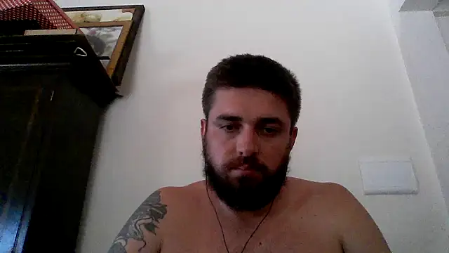 Snapshot of Dat1994 chatting on 01/29/25, 05:24 Dat1994 online show from 01/29/25, 05:24