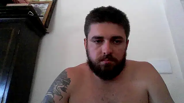 Snapshot of Dat1994 chatting on 01/29/25, 02:21 Dat1994 online show from 01/29/25, 02:21