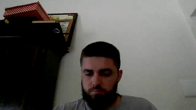 Snapshot of Dat1994 chatting on 02/18/25, 05:20 Dat1994 online show from 02/18/25, 05:20