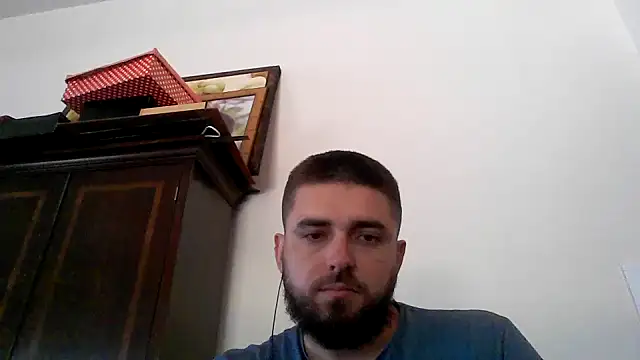 Snapshot of Dat1994 chatting on 02/12/25, 04:33 Dat1994 online show from 02/12/25, 04:33