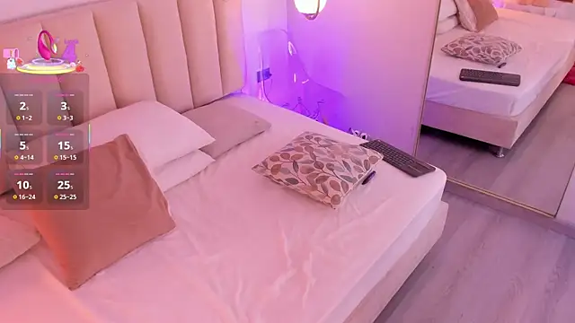 coralsmith11 online show from 10/12/25, 12:06