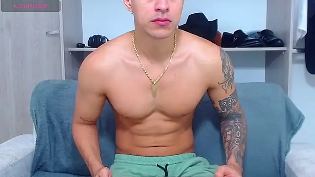 Tristan-bm online show from 10/12/25, 12:28