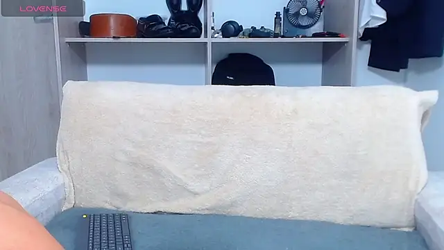 Tristan-bm online show from 11/28/25, 12:16