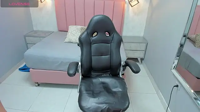 chelsyquinn online show from 02/16/26, 04:11