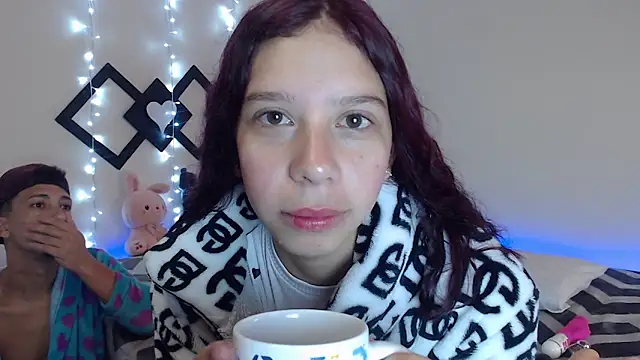 Snapshot of TOM_NATASHA chatting on 01/31/25, 11:46 TOM NATASHA online show from 01/31/25, 11:46